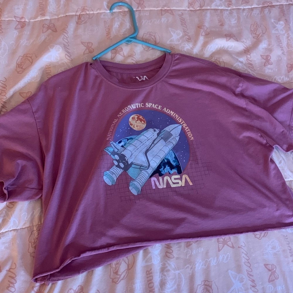 Dusty Rose, medium NASA tee